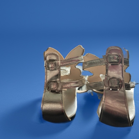 Sandals - Picture 2 of 3